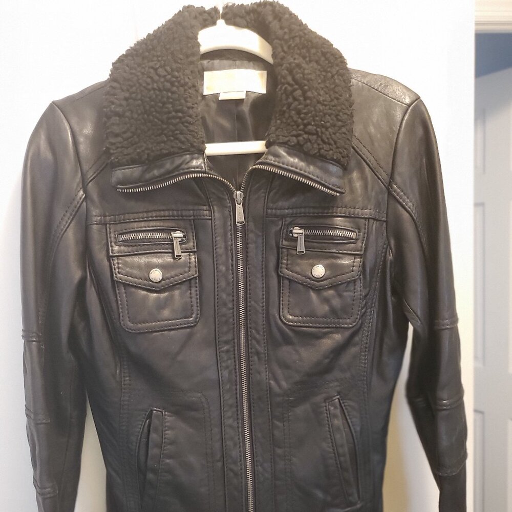 Michael Kors Black Leather Moto Jacket with Simulated Sherpa Collar Size Small